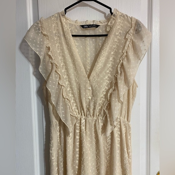 Zara Cream Ruffled Maxi Front Slip Cinched Waist V-Neck Coastal Dress Size Large - Picture 5 of 13